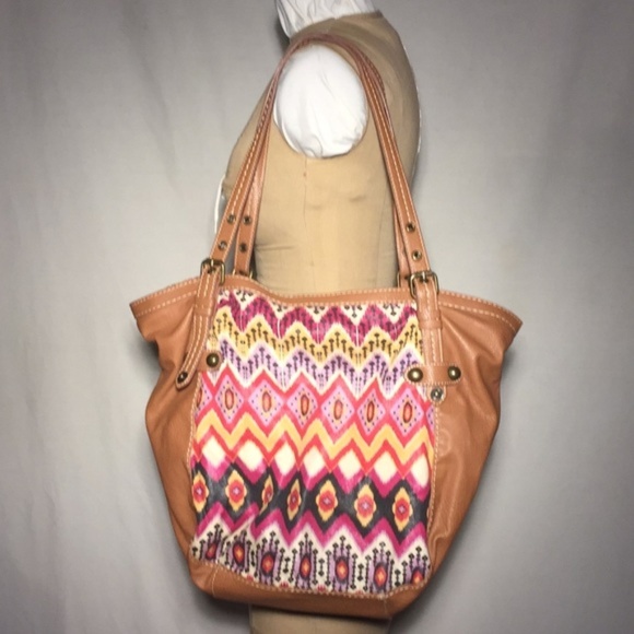 Nine West Handbags - Nine West American Vintage Shoulder Bag